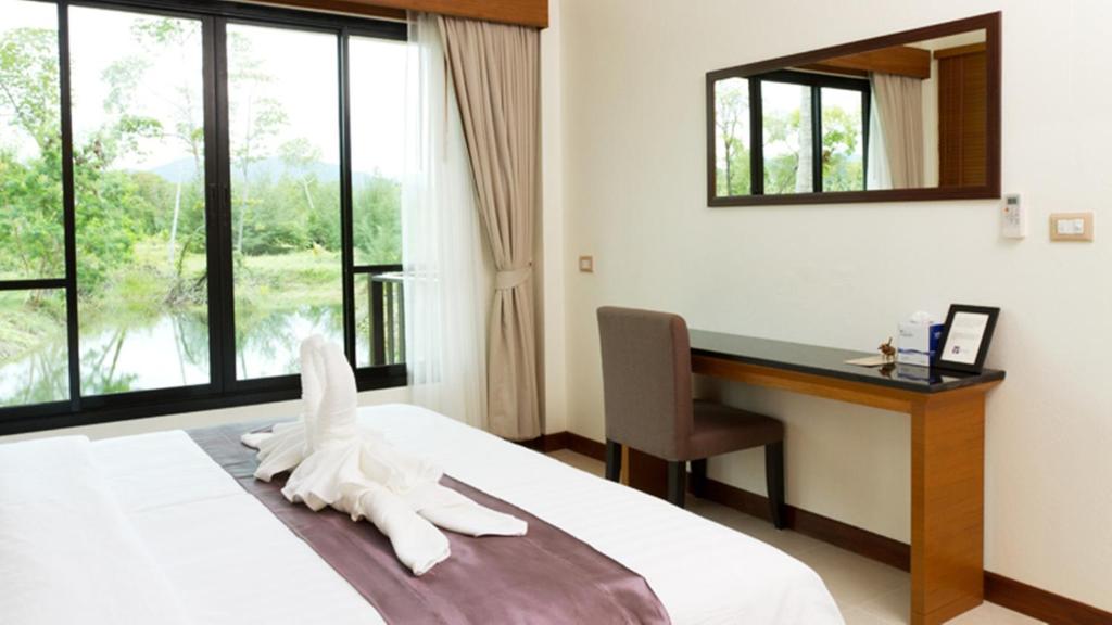 Khaolak Blue Lagoon Resort photo 5