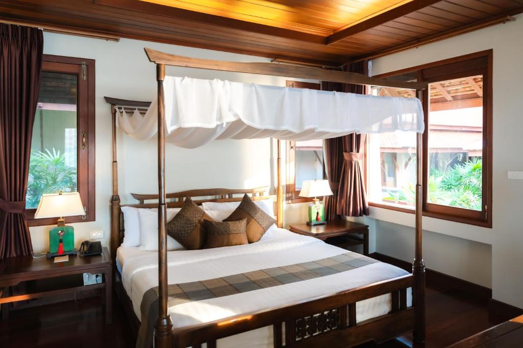 Khaolak Laguna Resort photo 2