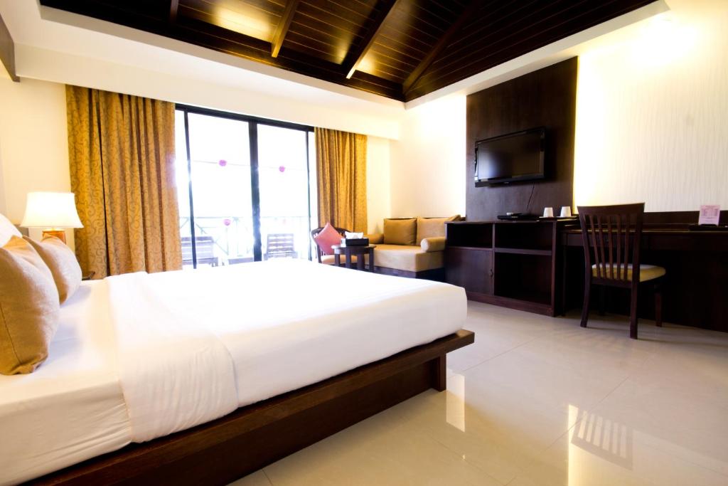 Khaolak Orchid Beach Resort photo 2