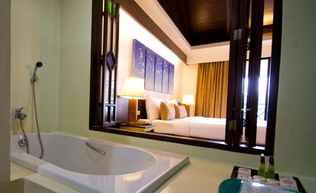 Khaolak Orchid Beach Resort photo 5