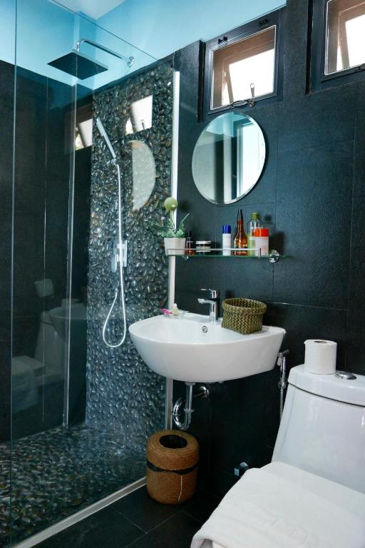 Koh Samui Seaview pool villa Philippa with car photo 5
