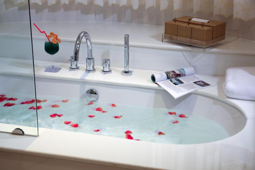 Kodchasri Thani Hotel Chiang Mai photo 2