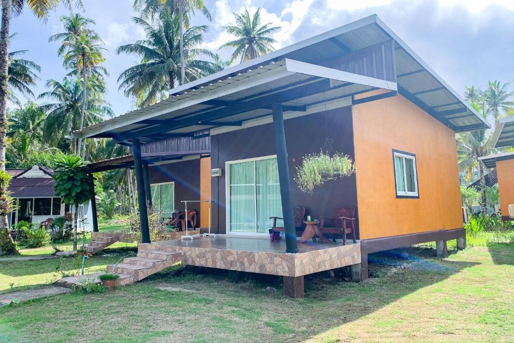 Koh Kood Far East Resort photo 1