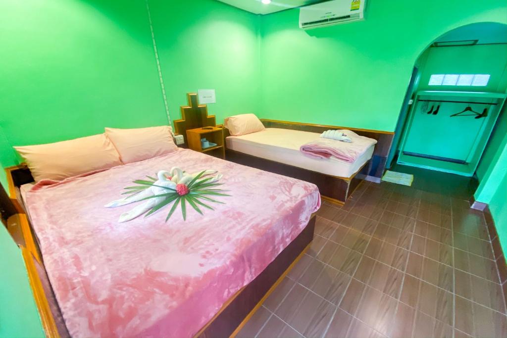 Koh Kood Far East Resort photo 2