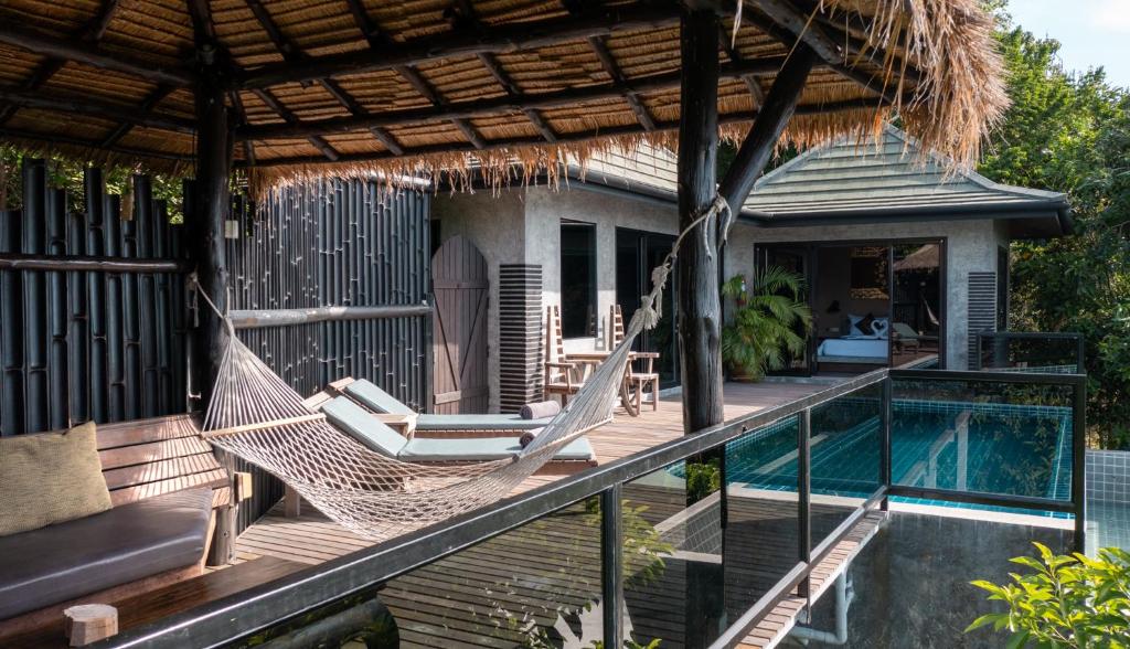 Koh Tao Heights Pool Villas photo 4