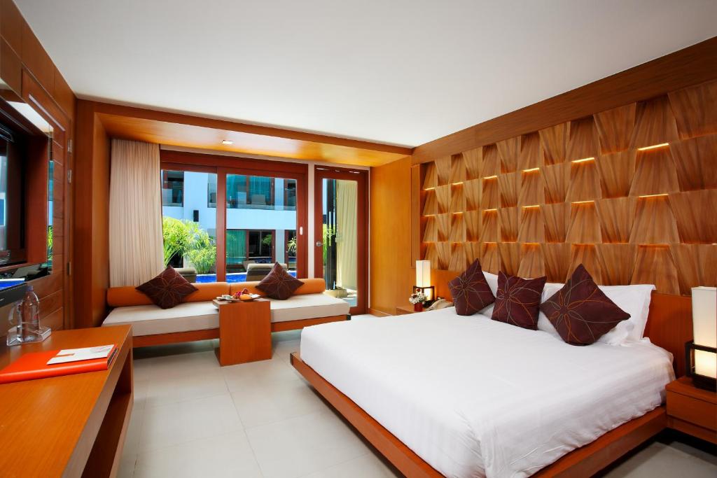 La Flora Resort Patong photo 5