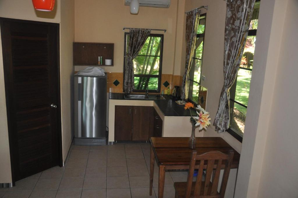 Lake View Bungalows photo 3