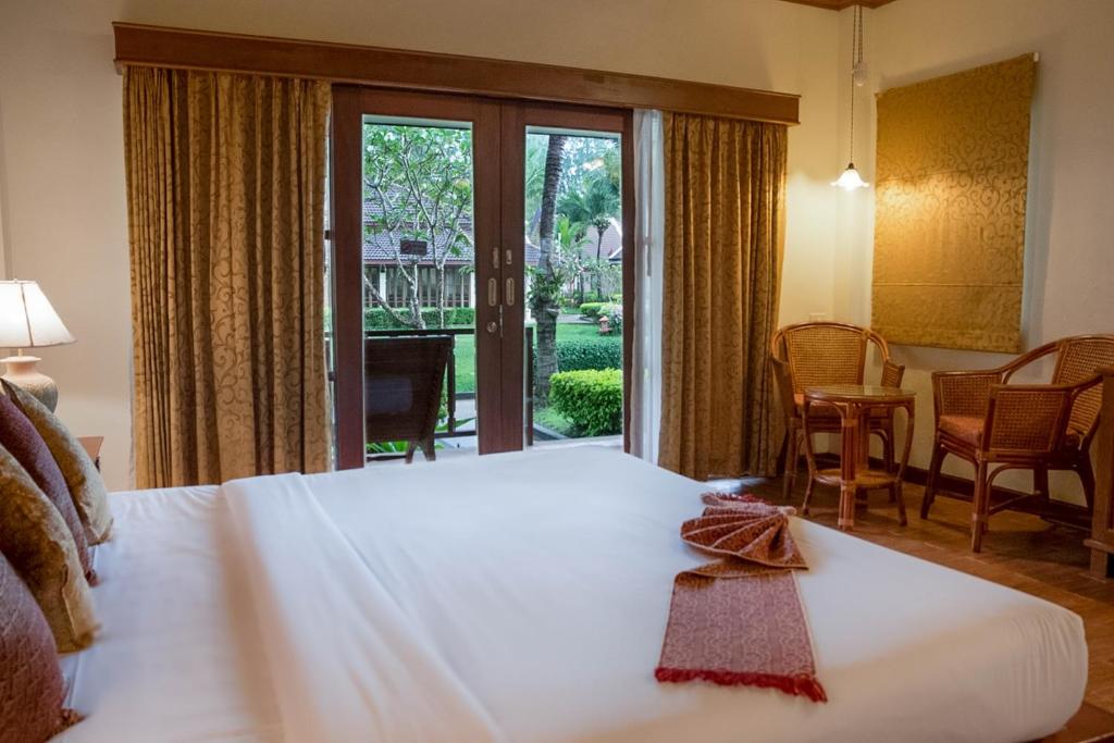 Lanta Casuarina Beach Resort photo 5