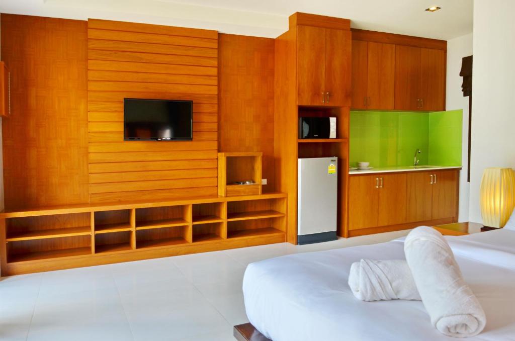Lanta Intanin Resort photo 2