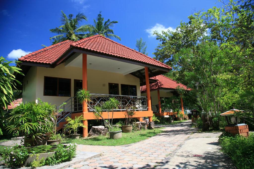 Lanta Sea House photo 3
