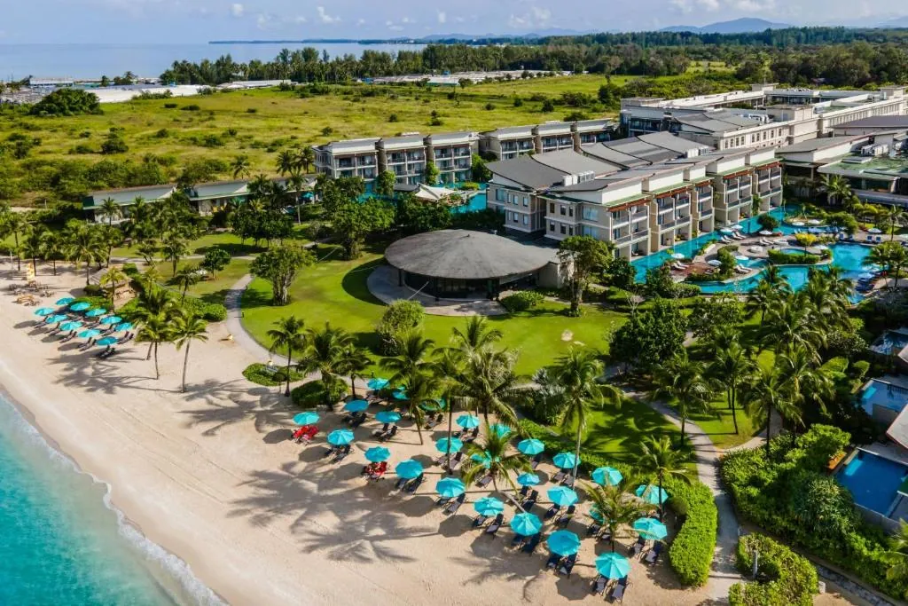 Le Méridien Khao Lak Resort & Spa photo 2
