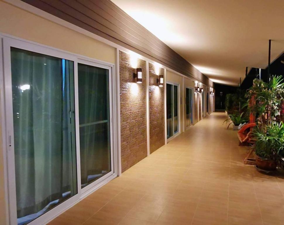 Lert Sri Hotel photo 3