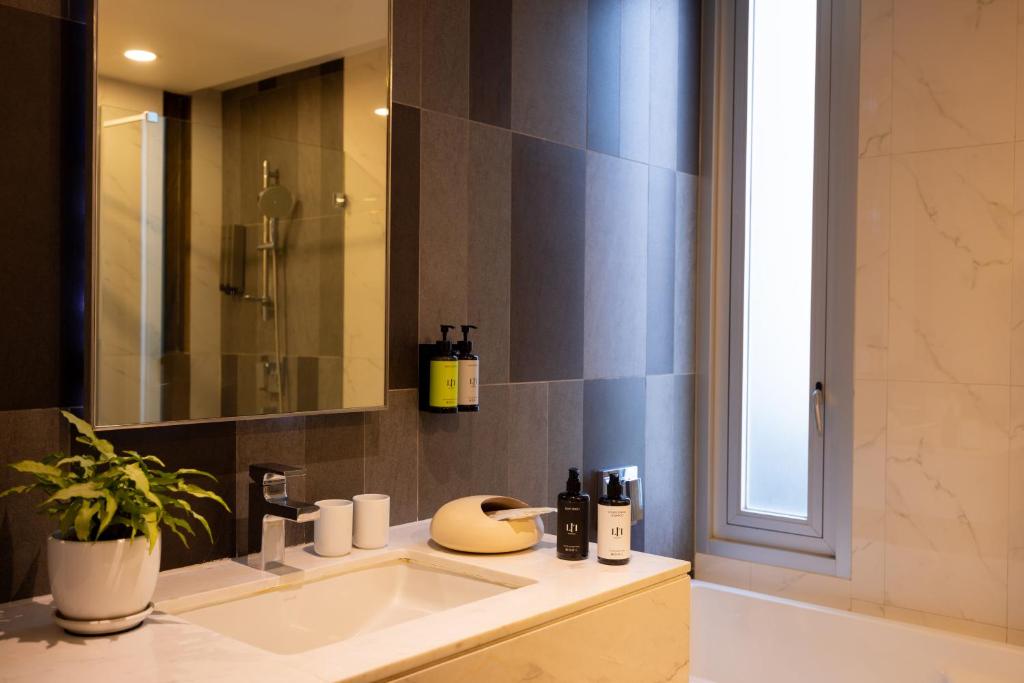 LiT BANGKOK Residence