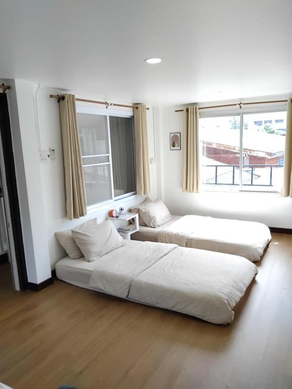 Living Room Udonthani photo 2