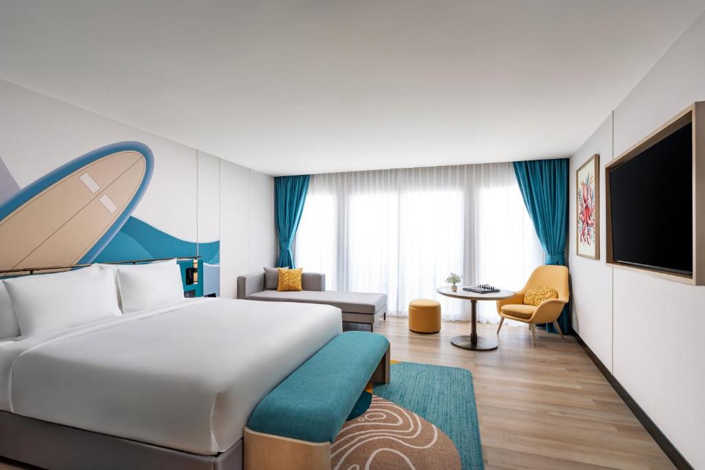 M Social Hotel Phuket photo 3