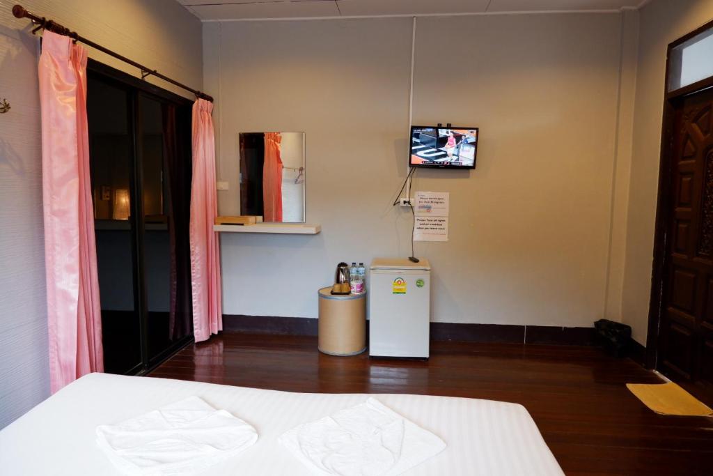 Marina Hut Guest House photo 4