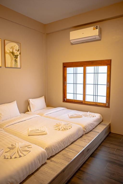Miki House photo 3