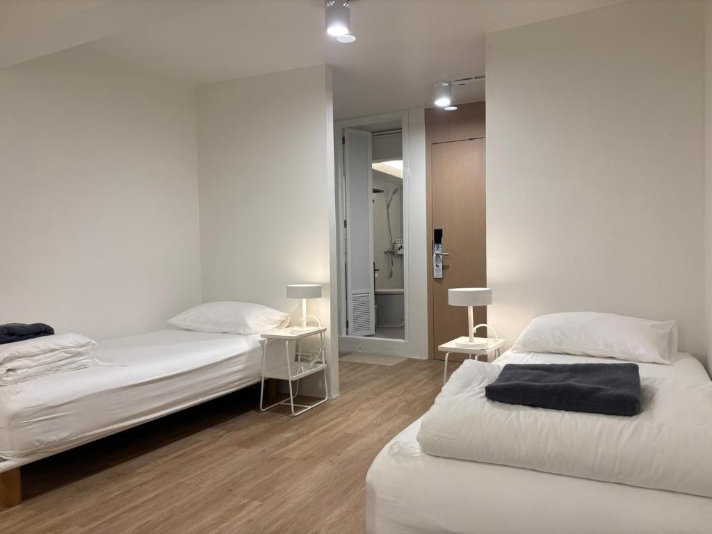 Monomer Hostel photo 5