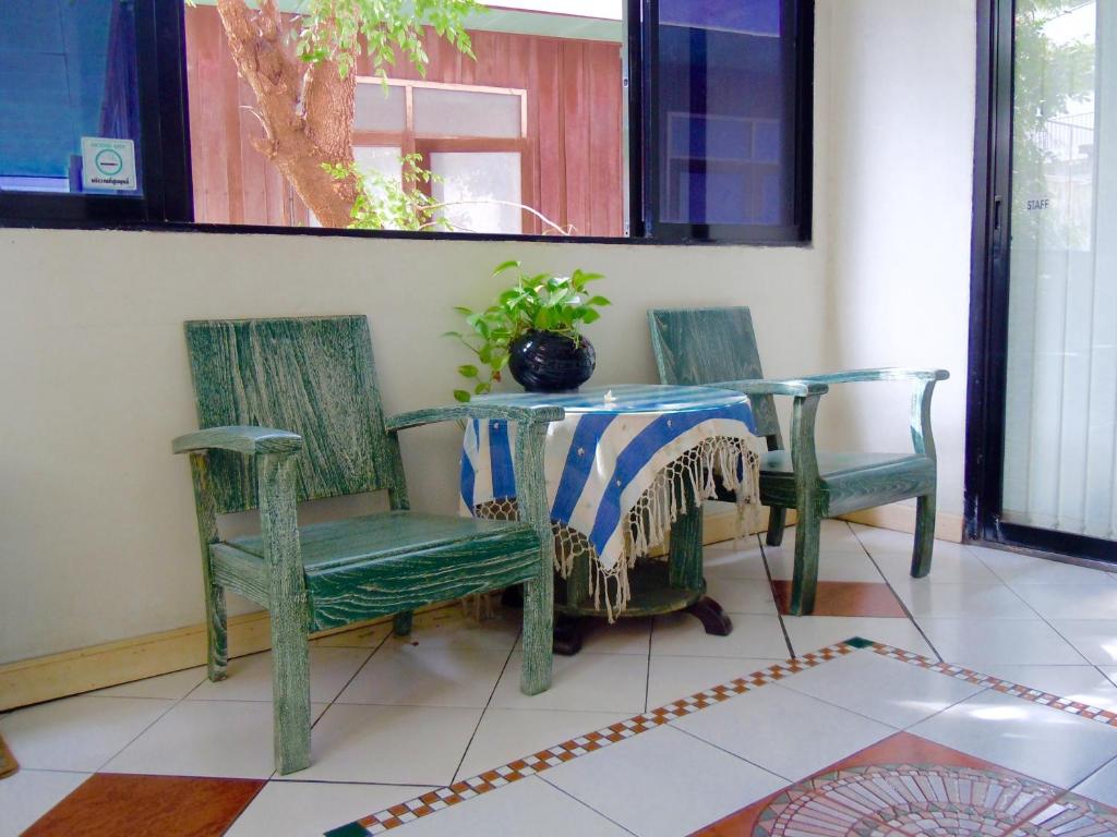 Moonlight House photo 3
