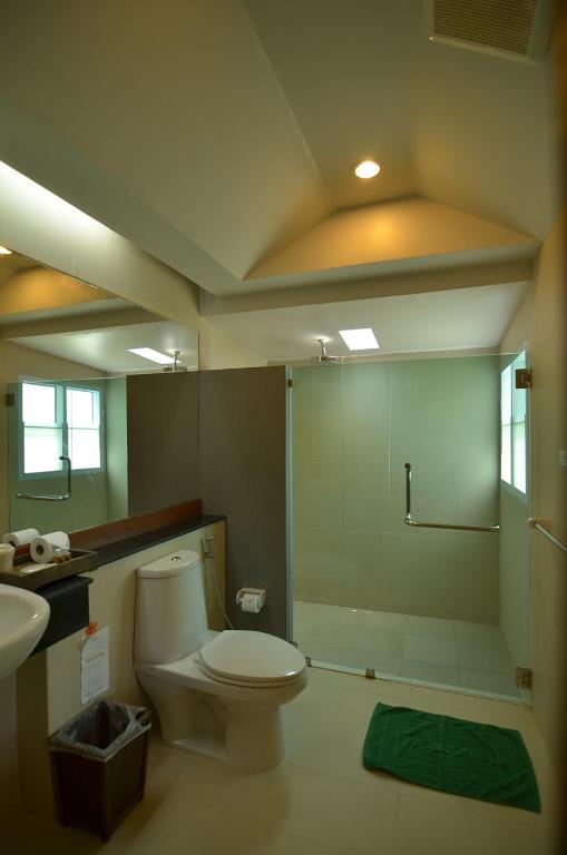 Nakara Long Beach Resort photo 4