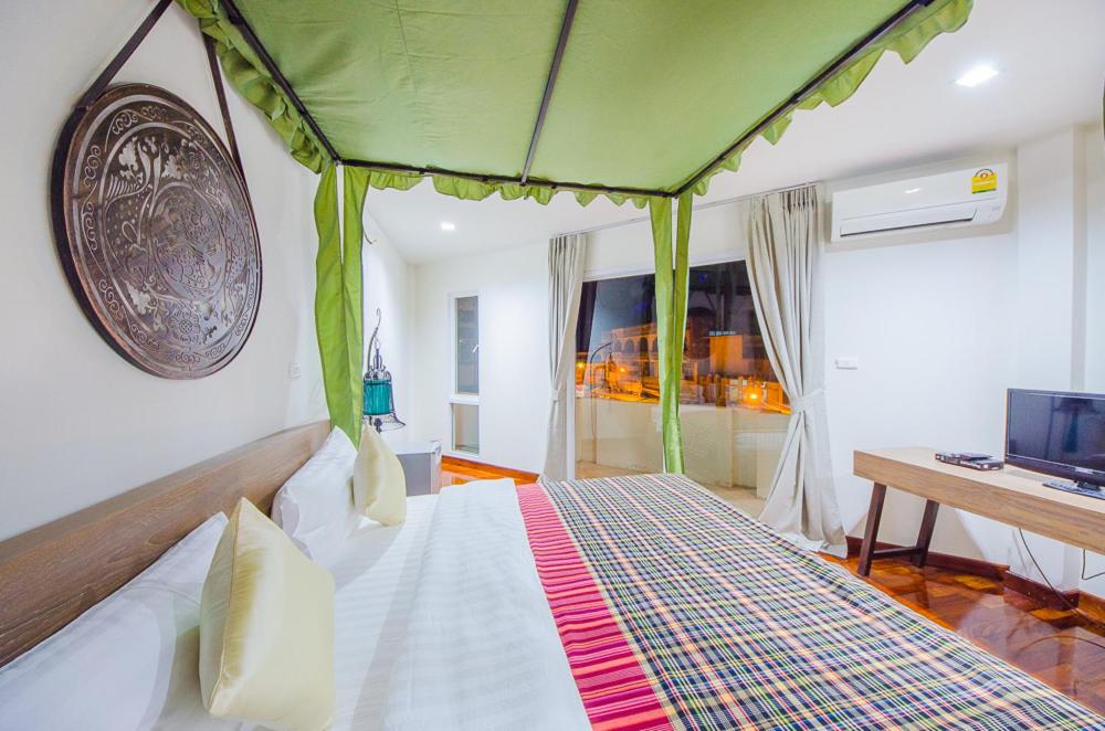 Nakorn De Sukhothai Hip Hotel photo 4