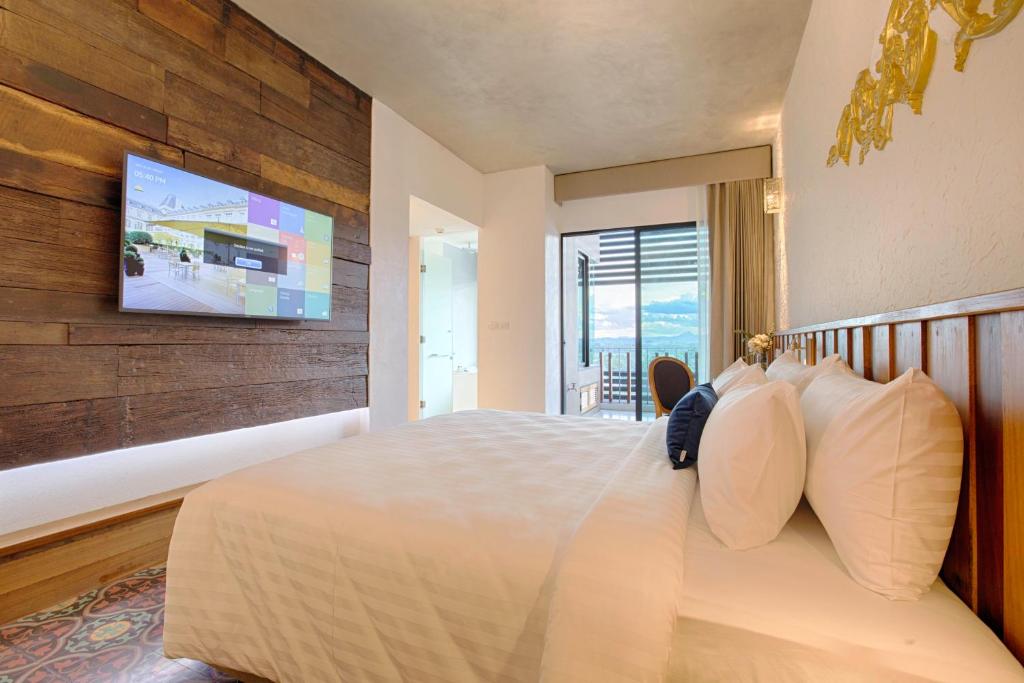 Natee The Riverfront Hotel Kanchanaburi photo 3