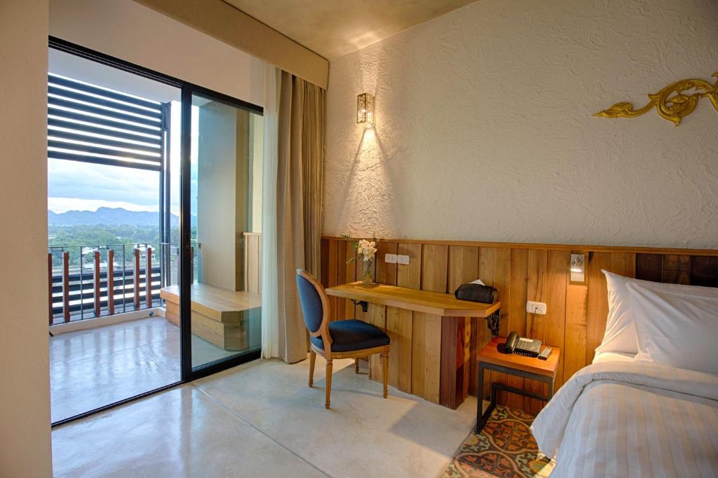 Natee The Riverfront Hotel Kanchanaburi photo 4