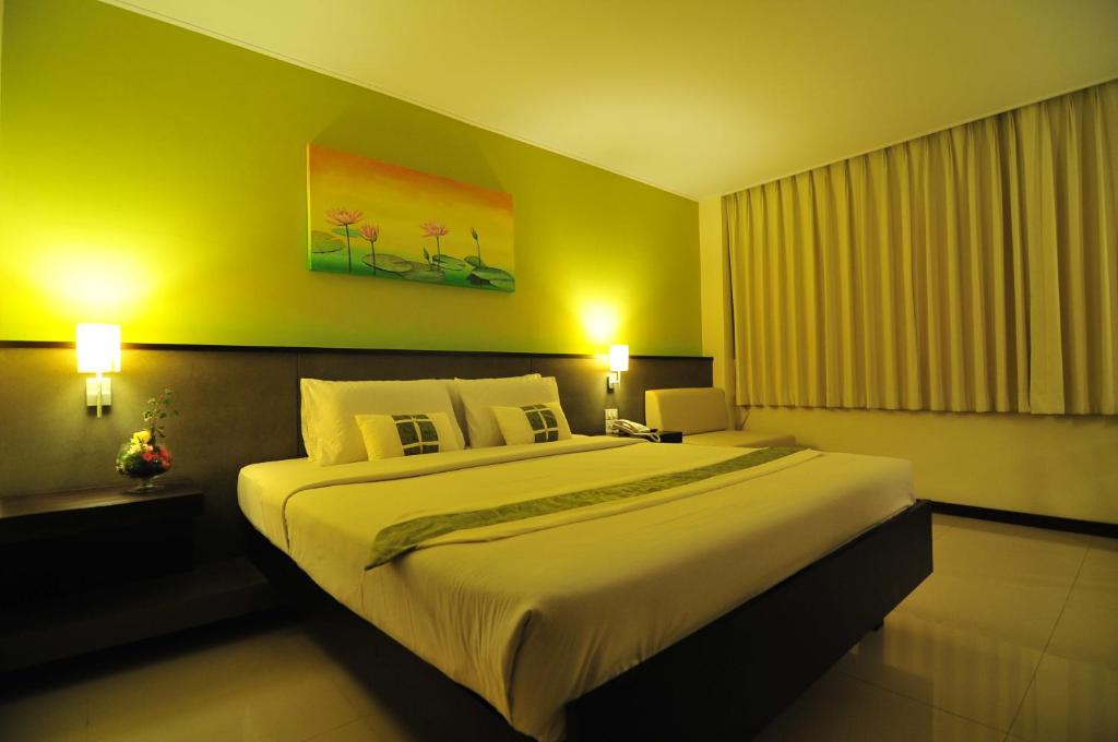 Navarat Heritage Hotel photo 2
