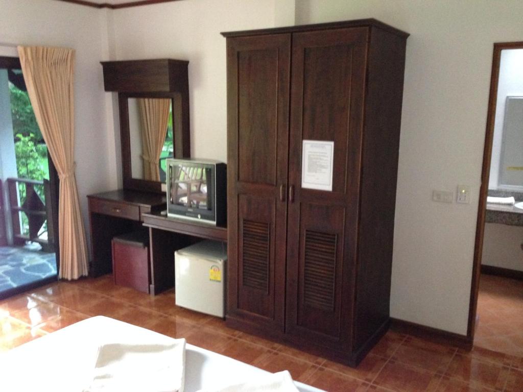 Noble House Beach Resort photo 4