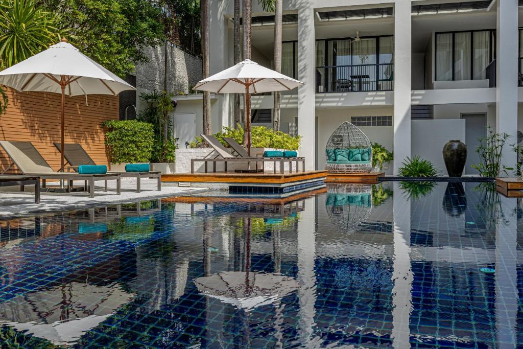 OUTRIGGER Surin Beach Resort photo 2