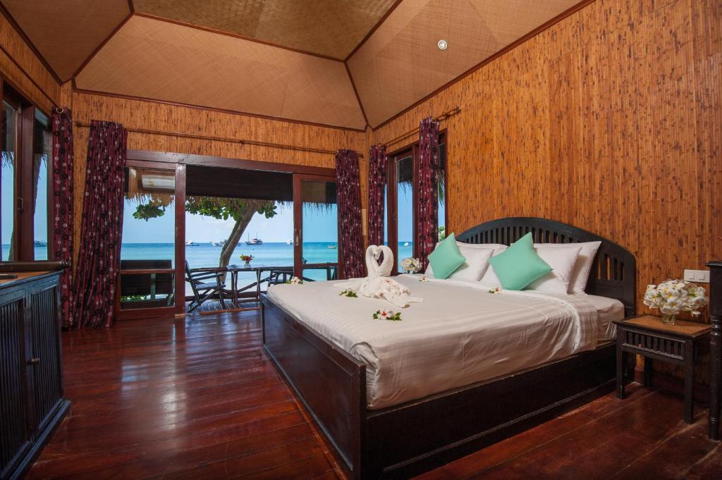 Palm Leaf Resort photo 2