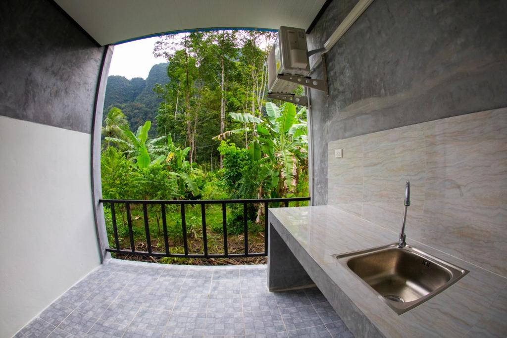 Phangnga Keeree Resort & Gallery photo 3