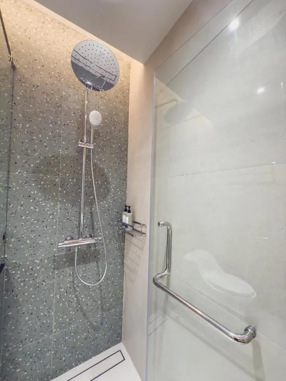 Phi Phi at Pier photo 4