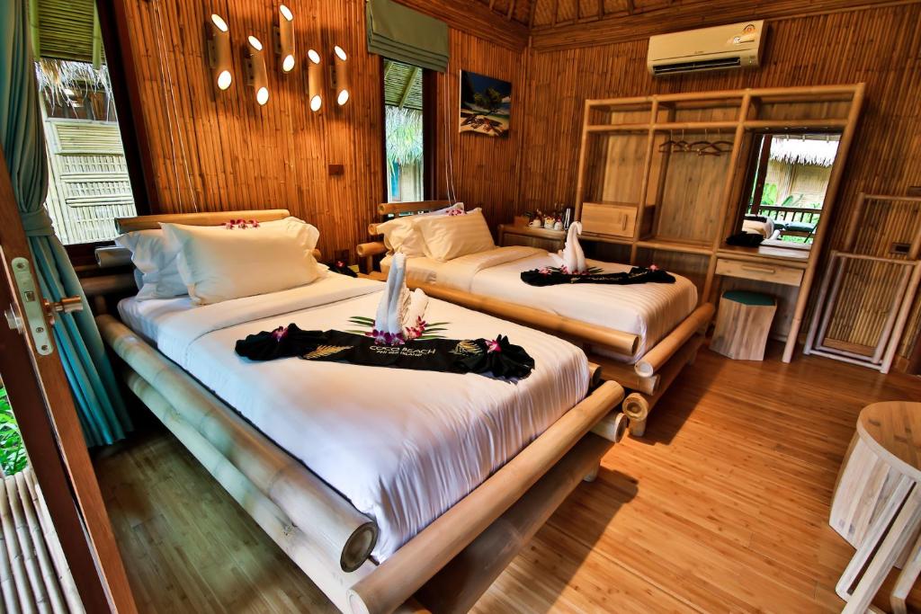 Phi Phi CoCo Beach Resort photo 3