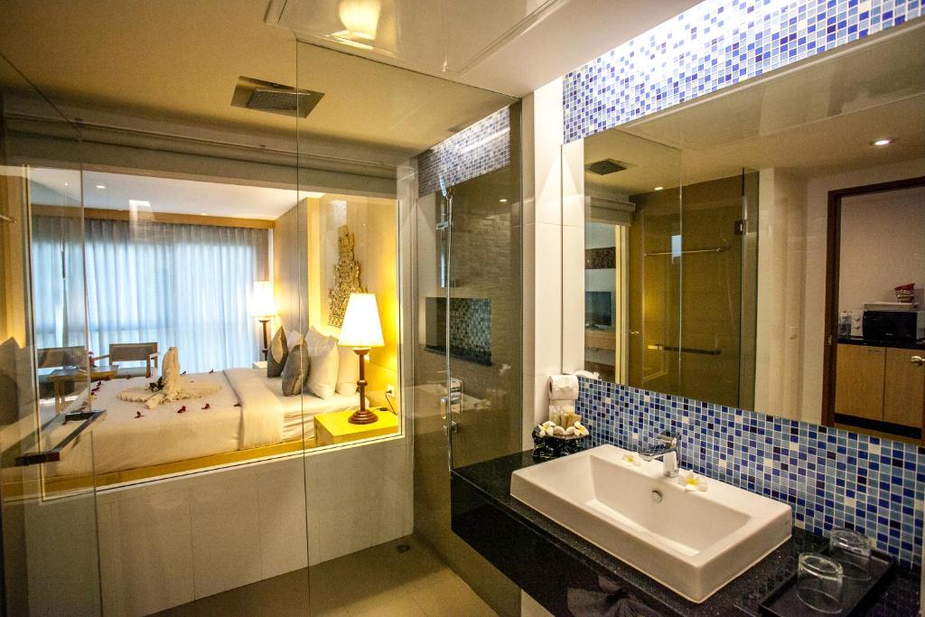 Phi Phi Harbour View Hotel photo 5