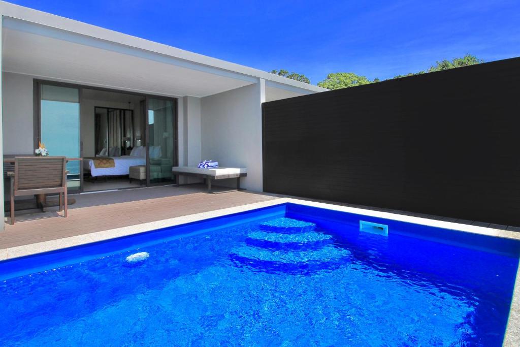 Phi Phi Holiday Resort photo 1