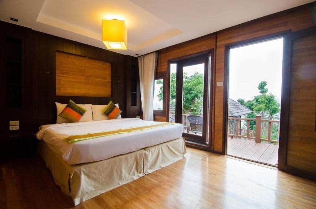 Phi Phi The Beach Resort photo 2