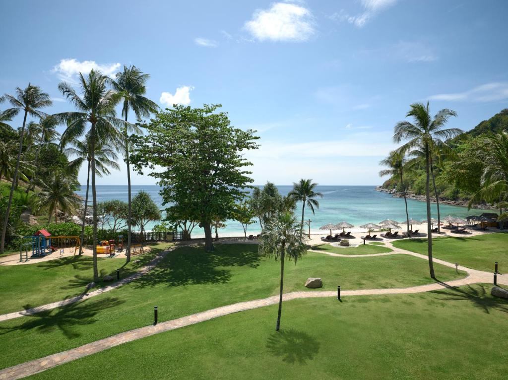 Phuket Marriott Resort & Spa, Merlin Beach photo 3
