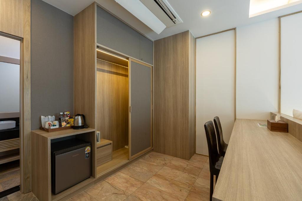 Phunawa Resort Phuket Karon Beach