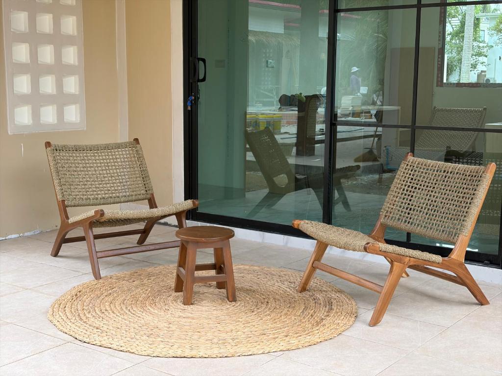 Pinky Bungalows Resort photo 4