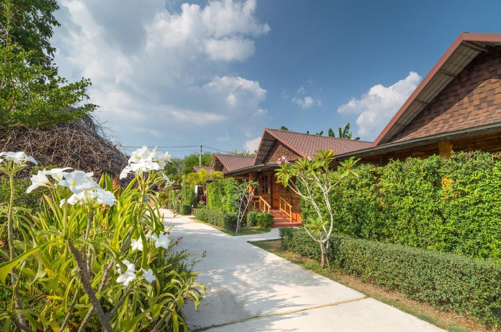 Pinthong Aonang Villa photo 5
