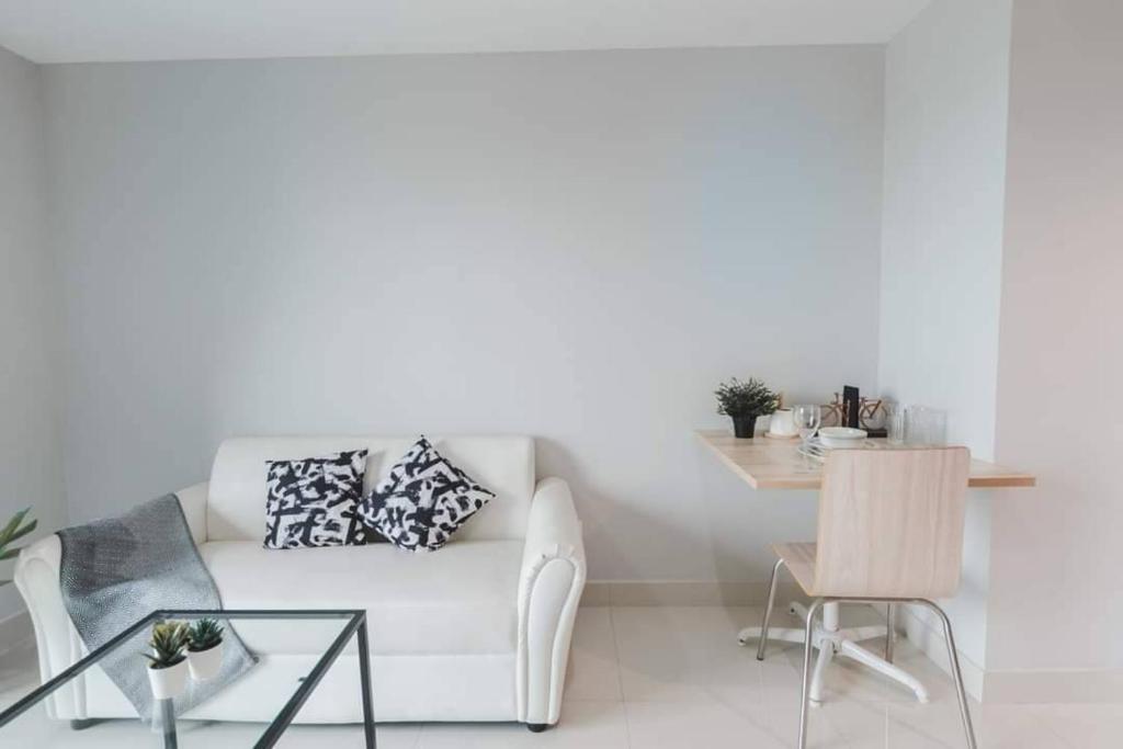 Ploen Ploen Residence photo 5