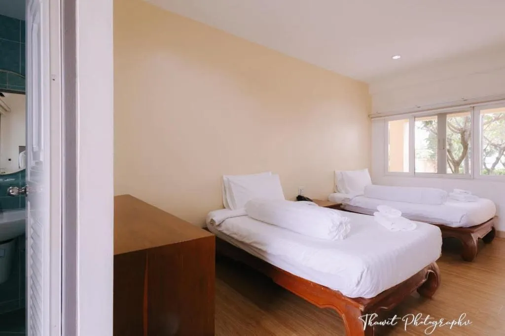Poonnagunn Hotel