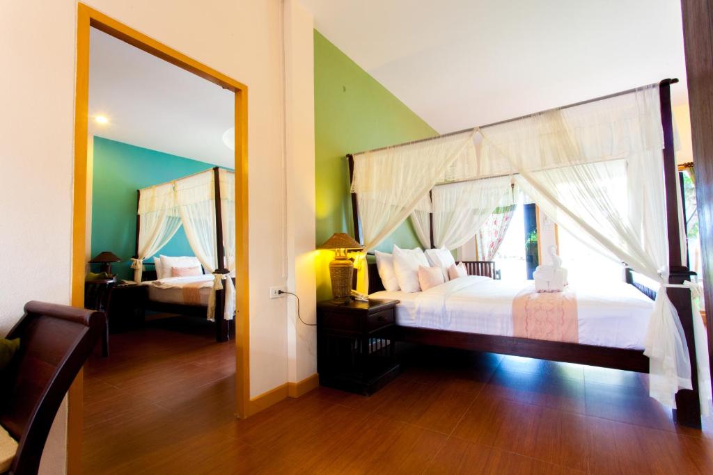P.Paradise Hotel