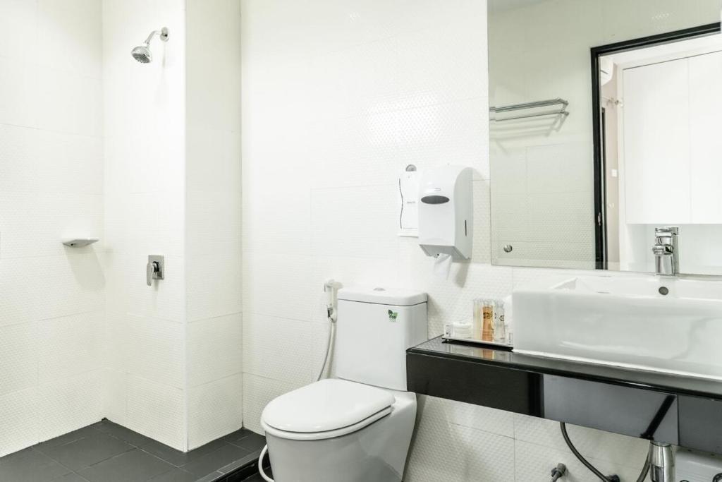 Prelude Hotel photo 5