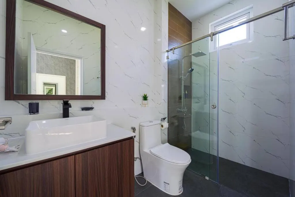 Private Modern 3 Bedroom Pool Villa! AV1 photo 2