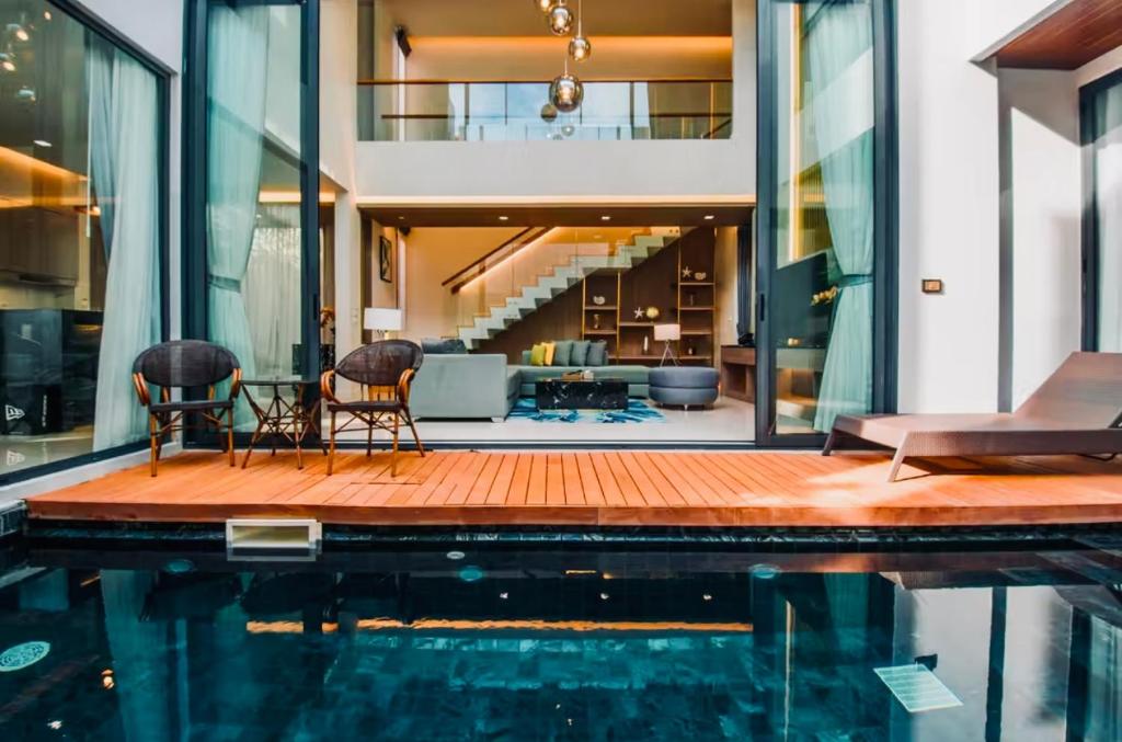 Private Villa at Mida Grande Resort photo 4