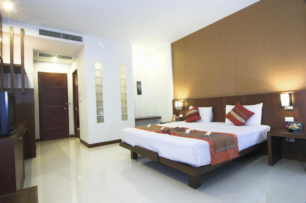 PS Hill Resort Phuket Patong photo 3