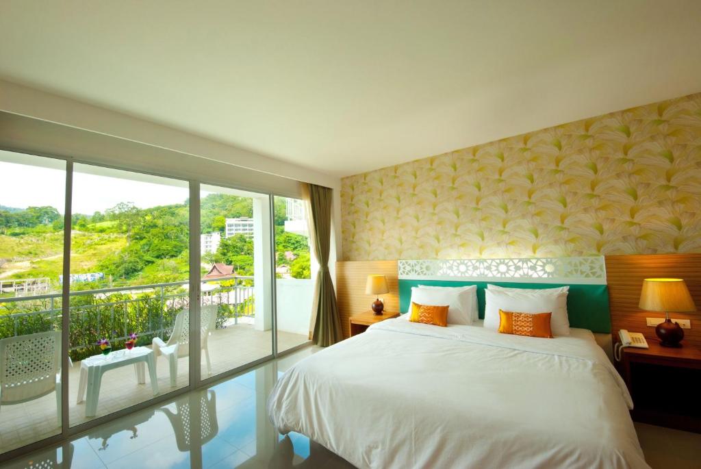 PS Hill Resort Phuket Patong photo 5