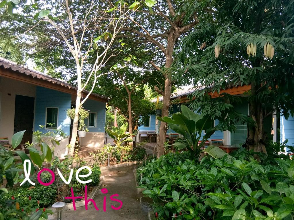 Q Zone Boutique Resort photo 2